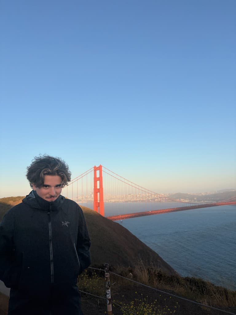 Demir in front of the Golden Gate Bridge